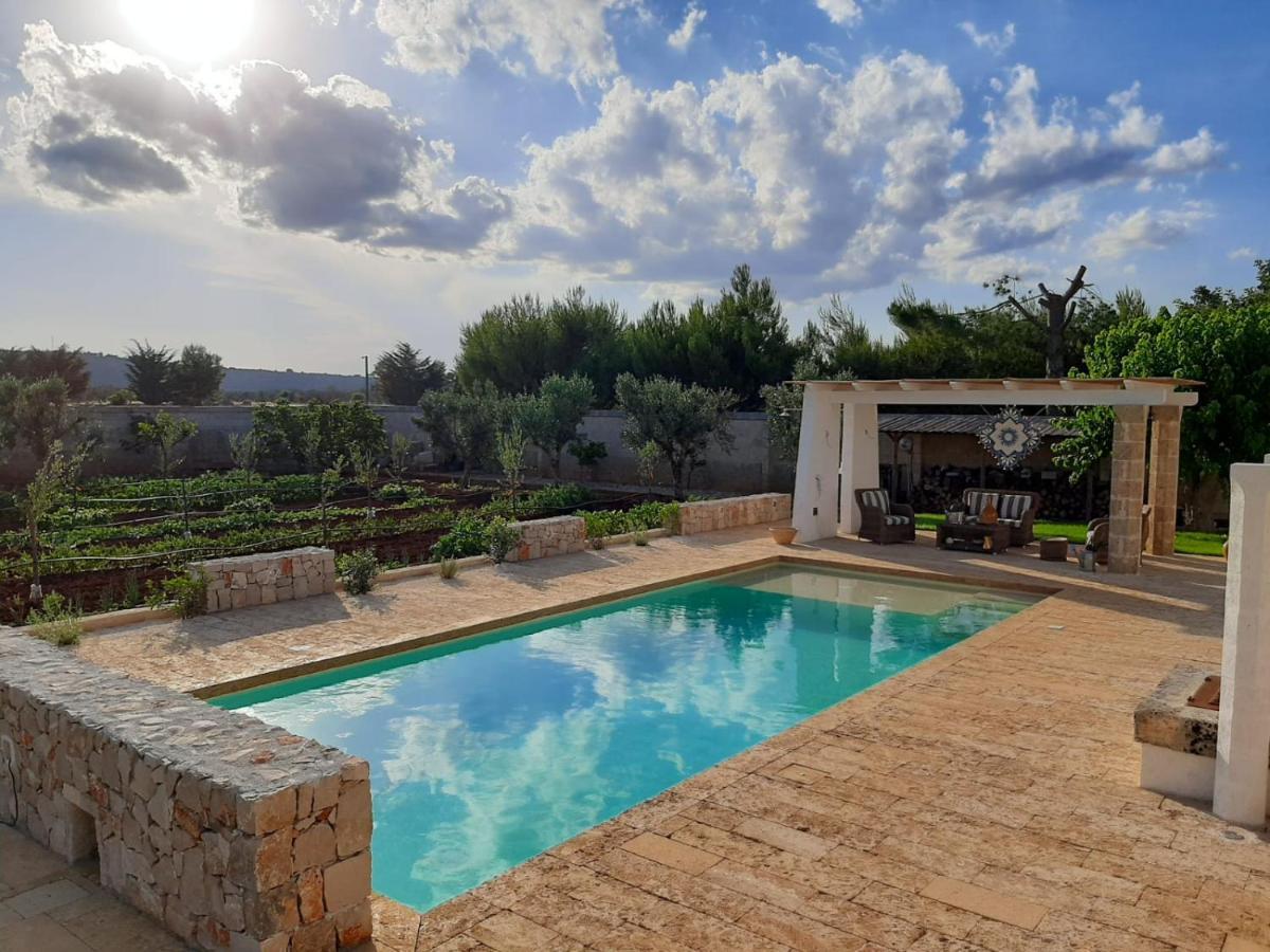 La Cuccuvascia Pool House By Lovesud Hébergement de vacances *